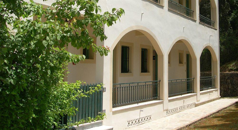 Karmar Aparthotel Dassia (Corfu)